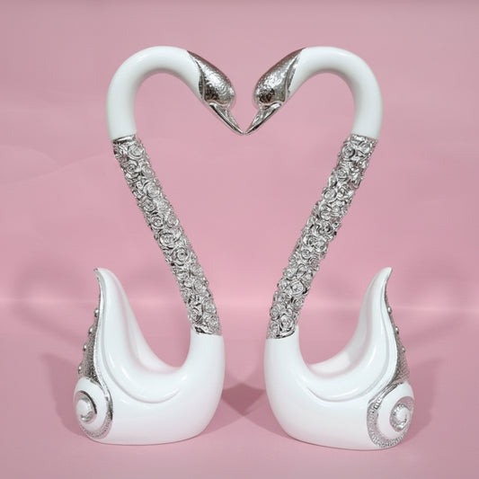Swan Couple