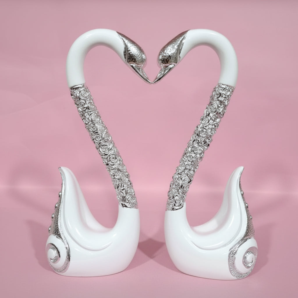 Swan Couple