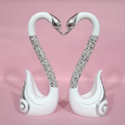 Swan Couple